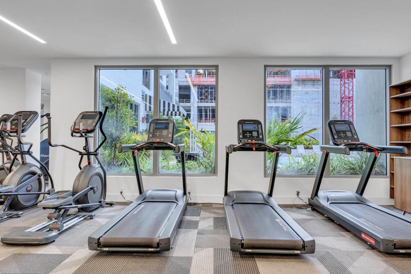 Modern Unit In The Heart Of Downtown Miami With Free Parking Apartment Exterior photo