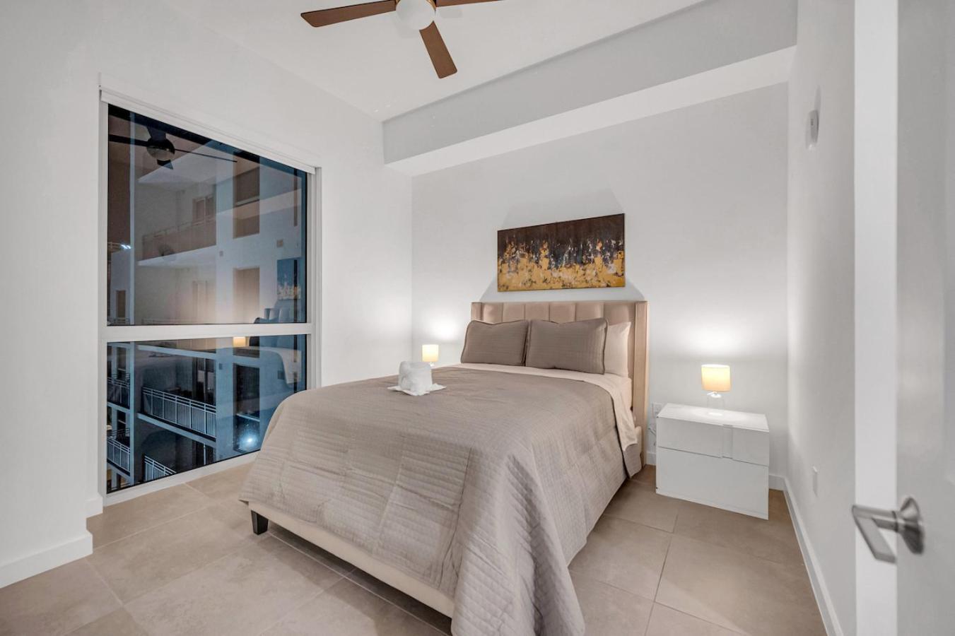 Modern Unit In The Heart Of Downtown Miami With Free Parking Apartment Exterior photo