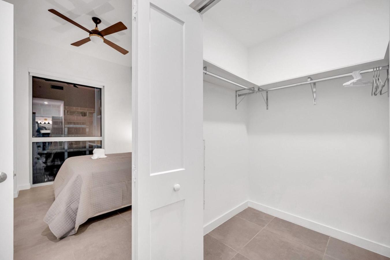 Modern Unit In The Heart Of Downtown Miami With Free Parking Apartment Exterior photo