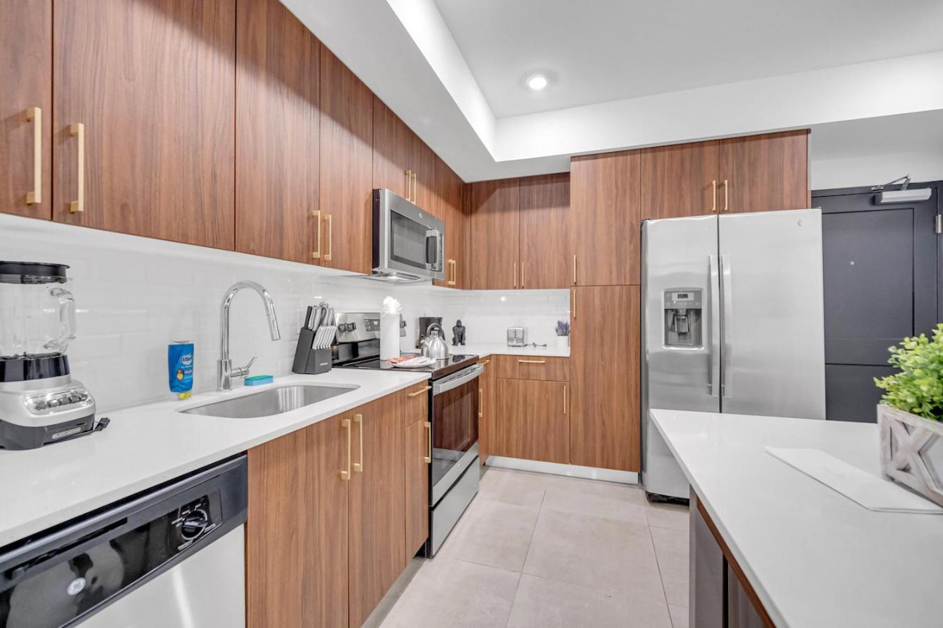 Modern Unit In The Heart Of Downtown Miami With Free Parking Apartment Exterior photo
